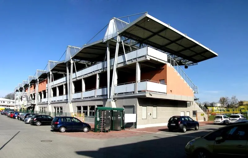 Stadion Siarki Tarnobrzeg – pojemność, adres i dojazd na mecz